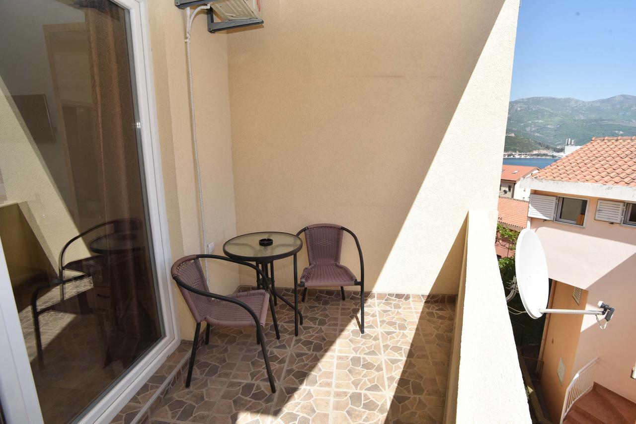Apartments Jelusic Budva Extérieur photo